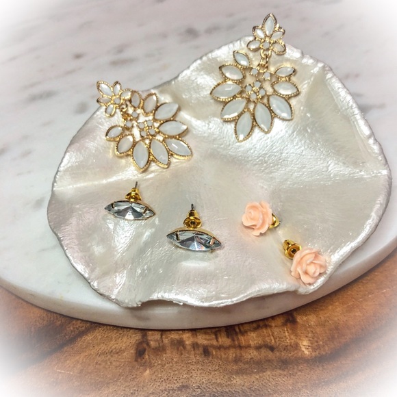 3 Pair Earring Bundle - Picture 3 of 7